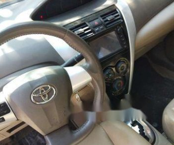 Toyota Vios 2010 - Bán ô tô Toyota Vios sản xuất 2010, màu bạc  