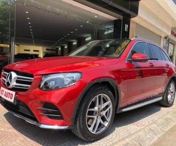 Mercedes-Benz GLC-Class GLC 300 4Matic 2017 - Bán xe Mercedes GLC 300 4Matic năm 2017, màu đỏ