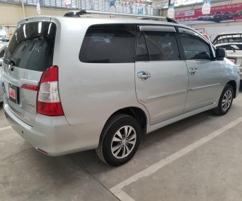 Toyota Innova G 2015 - Bán Toyota Innova G năm sản xuất 2015, màu bạc số tự động