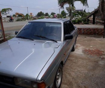 Nissan Bluebird 2005 - Cần bán xe Nissan Bluebird đời 2005, màu bạc