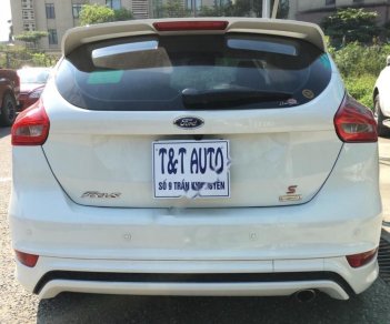 Ford Focus 2016 - Bán xe Ford Focus 2016, màu trắng, giá chỉ 668 triệu