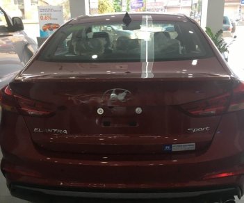 Hyundai Elantra Sport 2018 - Bán xe Hyundai Elantra Sport năm sản xuất 2018, màu đỏ