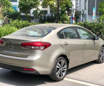 Kia Cerato   2018 - Bán Kia Cerato sản xuất 2018, màu vàng giá cạnh tranh