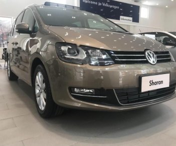 Volkswagen Sharan 2.0 TSI 2018 - Cần bán Volkswagen Sharan 2.0 TSI đời 2018, màu vàng, xe nhập