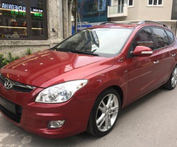 Hyundai i30 CW 2009 - Bán xe Hyundai i30 CW đời 2009, màu đỏ, nhập khẩu nguyên chiếc