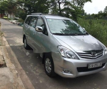 Toyota Innova 2010 - Bán Toyota Innova đời 2010, màu bạc, 425 triệu