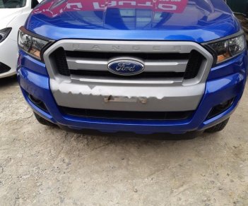 Ford Ranger XLS 2.2L 4x2 AT 2015 - Bán Ford Ranger XLS 2.2L 4x2 AT đời 2015, màu xanh lam, xe nhập giá cạnh tranh