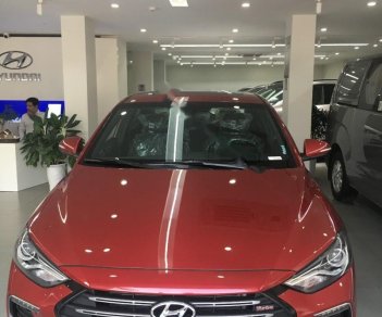 Hyundai Elantra Sport 2018 - Bán xe Hyundai Elantra Sport năm sản xuất 2018, màu đỏ