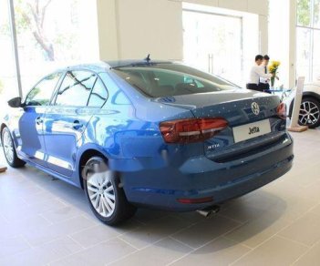 Volkswagen Jetta 2016 - Bán xe Volkswagen Jetta đời 2016, xe nhập, 899 triệu