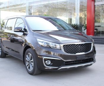 Kia Sedona 2018 - Bảng giá Kia Sedona màu nâu Hot nhất tháng 05/2018, khuyến mãi hấp dẫn, đủ màu, LH: 0934.075.248