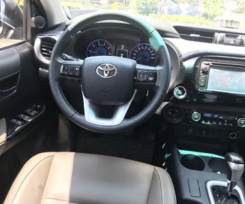 Toyota Hilux G 2017 - Bán xe Hilux 3.0 máy dầu, số tự động. Liên hệ: 012.476.55555