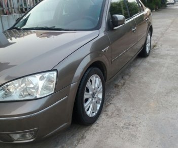 Ford Mondeo 2004 - Bán Ford Mondeo SX 2004 biển HN. Chính chủ tôi con gái sử dụng chạy rất ít nên xe còn đẹp và mới 95%