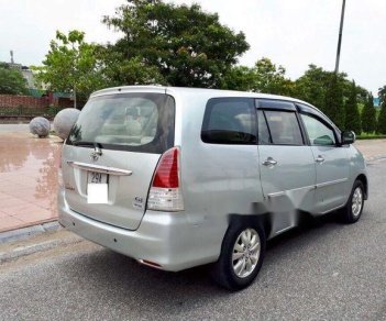 Toyota Innova G 2010 - Cần bán Toyota Innova G đời 2010, màu bạc chính chủ, 435tr