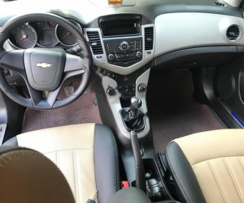 Chevrolet Cruze 2013 - Bán Chevrolet Cruze sản xuất 2013, màu vàng