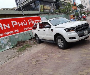 Ford Ranger XLS 2017 - Cần bán Ford Ranger XLS năm sản xuất 2017, màu trắng, nhập khẩu Thái