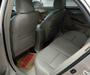 Toyota Corolla altis 2.0 V 2010 - Bán Toyota Corolla altis 2.0 V đời 2010, màu vàng