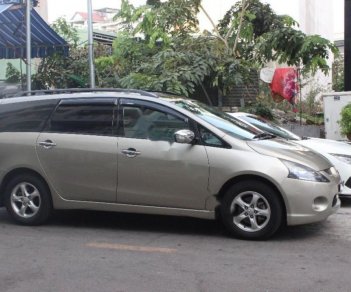 Mitsubishi Grandis 2006 - Cần bán xe Mitsubishi Grandis sản xuất 2006, màu vàng, nhập khẩu