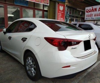 Mazda 3 2016 - Cần bán xe Mazda 3 sản xuất 2016, màu trắng, giá 625tr