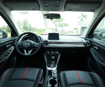 Mazda 2 2018 - Bán Mazda 2 Hatchback màu đỏ cá tính, bảo hành chính hãng. Liên hệ trực tiếp 0932326725 để được tư vấn cụ thể