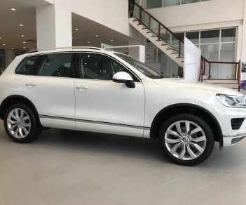 Volkswagen Touareg 3.6 FSI 2016 - Bán Volkswagen Touareg 3.6 FSI đời 2017, màu trắng, nhập khẩu