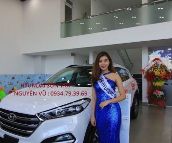 Hyundai Santa Fe E 2018 - Bán Santa Fe 2018, hỗ trợ vay đến 90%, giá tốt nhất miền trung