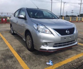 Nissan Sunny XV Premium S 2018 - Cần bán Nissan Sunny XV Premium S sản xuất năm 2018, màu bạc, 469 triệu