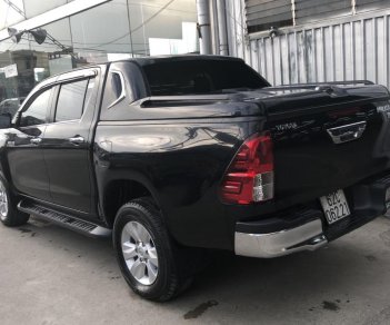 Toyota Hilux 3.0G 2015 - Cần bán xe Toyota Hilux năm sản xuất 2015, màu đen, nhập khẩu nguyên chiếc giá cạnh tranh