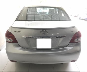 Toyota Vios 1.5 E 2009 - Bán Toyota Vios 1.5 E đời 2009, màu bạc, giá 345tr