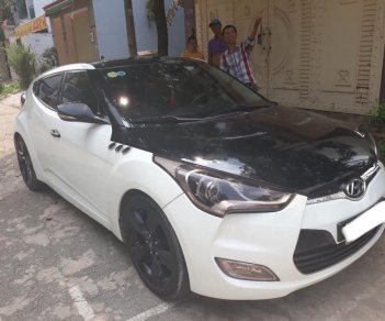 Hyundai Veloster 1.6 AT 2011 - Bán Hyundai Veloster 1.6 AT 2011, màu trắng, giá TL, hổ trợ góp