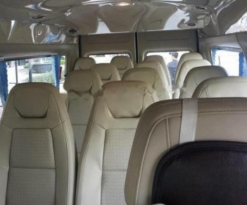 Ford Transit 2.4 Luxury 2016 - Bán ô tô Ford Transit 2.4 Luxury sản xuất năm 2016, màu trắng số sàn, giá chỉ 710 triệu