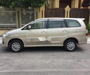 Toyota Innova 2013 - Cần bán gấp Toyota Innova đời 2013, màu bạc, giá 538tr