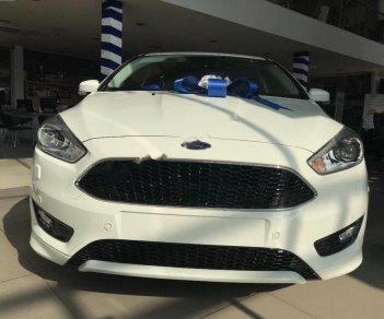 Ford Focus Sport 1.5L 2018 - Bán Ford Focus Sport 1.5L sản xuất năm 2018, màu trắng 