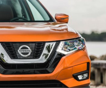 Nissan X trail 2.0 SL 2WD 2018 - Bán xe Nissan X trail 2.0 SL 2WD sản xuất 2018, màu vàng cam, giao xe tháng 8 /2018. Liên hệ ngay