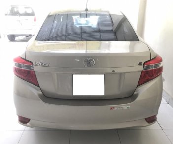 Toyota Vios 1.5 E 2016 - Bán Toyota Vios 1.5 E sản xuất năm 2016, màu vàng giá cạnh tranh
