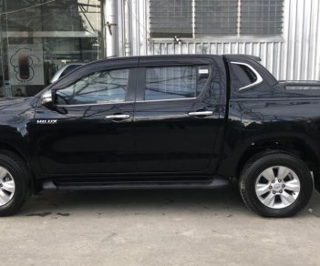 Toyota Hilux 3.0G 2015 - Cần bán xe Toyota Hilux năm sản xuất 2015, màu đen, nhập khẩu nguyên chiếc giá cạnh tranh