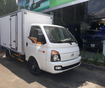 Hyundai Porter H150 2018 - Cần bán xe Hyundai HD 1.5 tấn Porter năm sản xuất 2018, màu trắng, xe nhập, giá 400tr