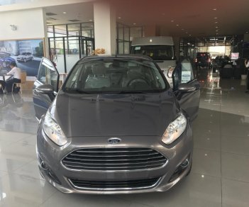 Ford Fiesta Titanium 2018 - Bán Ford Fiesta sản xuất 2018 màu nâu, giá chỉ 560 triệu