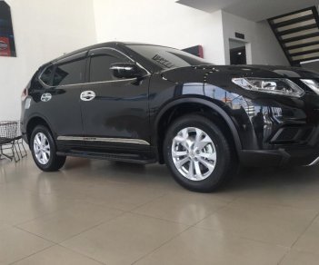 Nissan X trail 2.0 2WD 2018 - Bán xe Nissan X trail 2.0 2WD đời 2018, màu đen