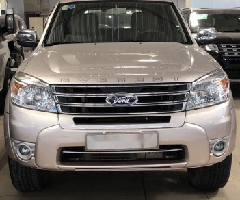 Ford Everest MT 2012 - Cần bán xe Ford Everest năm sản xuất 2012, màu vàng cát