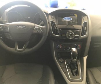 Ford Focus Sport 1.5L 2018 - Bán Ford Focus Sport 1.5L sản xuất năm 2018, màu trắng 