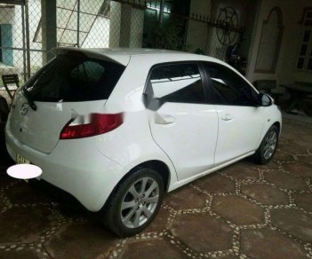 Mazda 2 2015 - Cần bán Mazda 2 sản xuất 2015, màu trắng, giá tốt