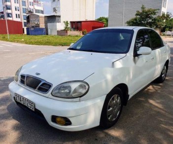 Daewoo Lanos 2001 - Cần bán gấp Daewoo Lanos 2001, màu trắng, giá 68tr