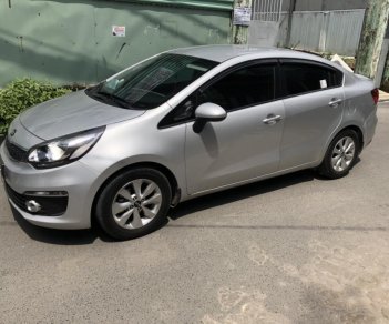 Kia Rio 1.4MT 2017 - Cần bán xe Kia Rio 2017 số sàn, màu xám bạc