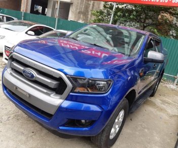 Ford Ranger XLS 2.2L 4x2 AT 2015 - Bán Ford Ranger XLS 2.2L 4x2 AT đời 2015, màu xanh lam, xe nhập giá cạnh tranh