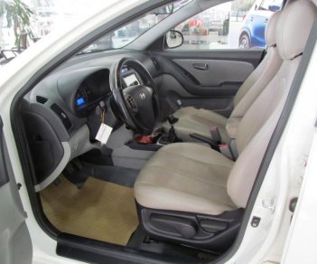 Hyundai Avante 1.6MT 2012 - Cần bán xe Hyundai Avante 1.6MT năm 2012, màu trắng, 369tr