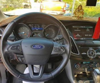 Ford Focus Sport 1.5L 2016 - Bán Ford Focus Sport 1.5L năm sản xuất 2016, màu đỏ, 682 triệu