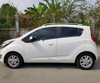 Chevrolet Spark LT 2017 - Bán Chevrolet Spark LT sản xuất năm 2017, màu trắng số sàn