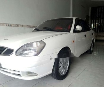 Daewoo Nubira 2002 - Bán ô tô Daewoo Nubira năm sản xuất 2002, màu trắng, giá chỉ 120 triệu