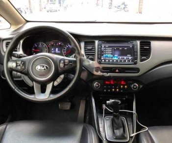 Kia Rondo DAT 2015 - Cần bán lại xe Kia Rondo DAT đời 2015, màu trắng số tự động