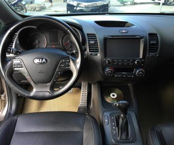 Kia K3 1.6AT  2015 - Cần bán lại xe Kia K3 1.6AT năm 2015, số tự động